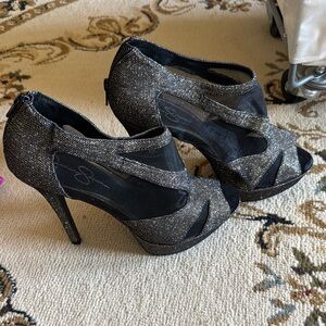 Elegant Black and Silver Women's Heels